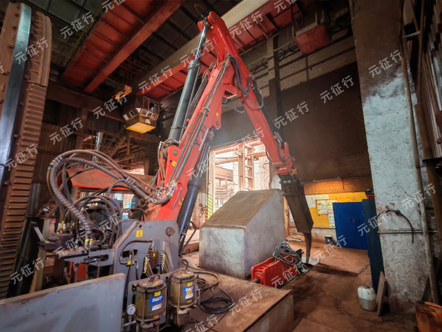 山東元征行液壓破碎固定式機械臂