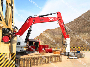 山東元征行智能固定式液壓碎石機(jī)械臂破碎錘