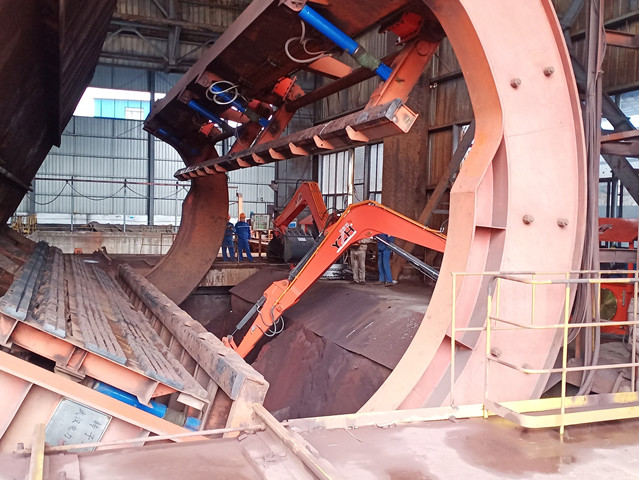 江西方大钢铁集团安装YZH固定式多功能工程机械手协助翻车机卸煤