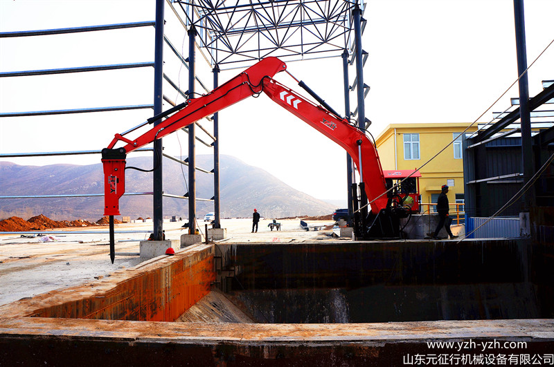 多功能液压机械臂