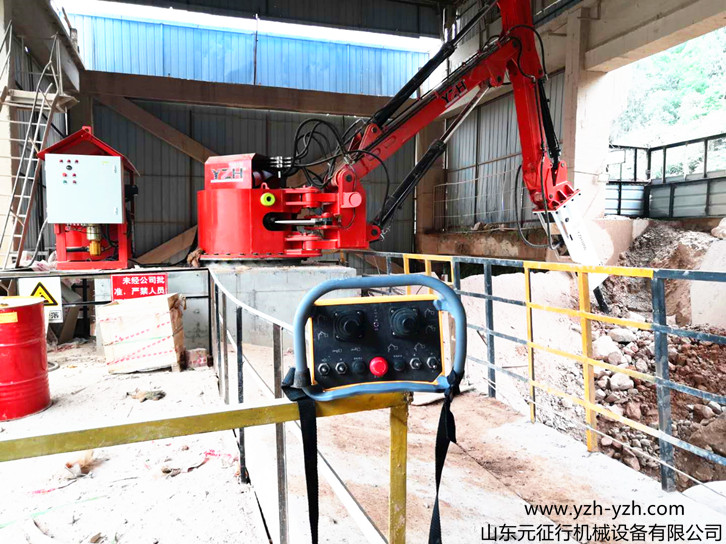 多功能工程机械手