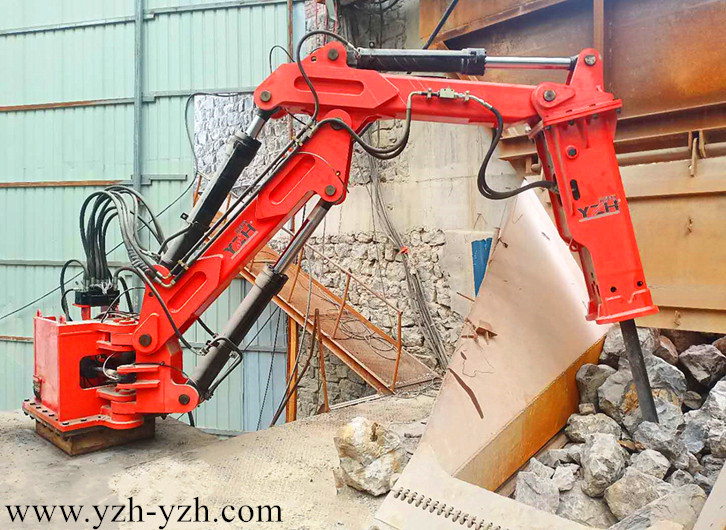 固定式机械臂顺利投入重庆建筑材料厂