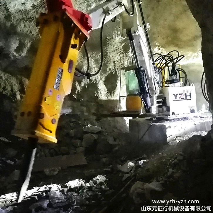 多功能固定式液压破碎料口机械手