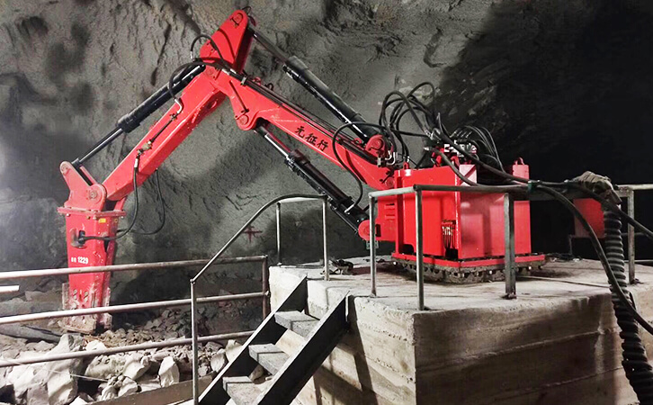 固定式液压破碎机站