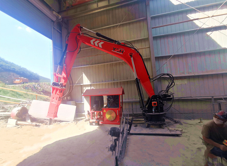 固定式液压碎石机械工作手臂